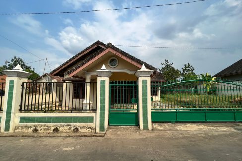 DIJUAL RUMAH BELAKANG SPBU CELENTANG PALEMBANG (1)