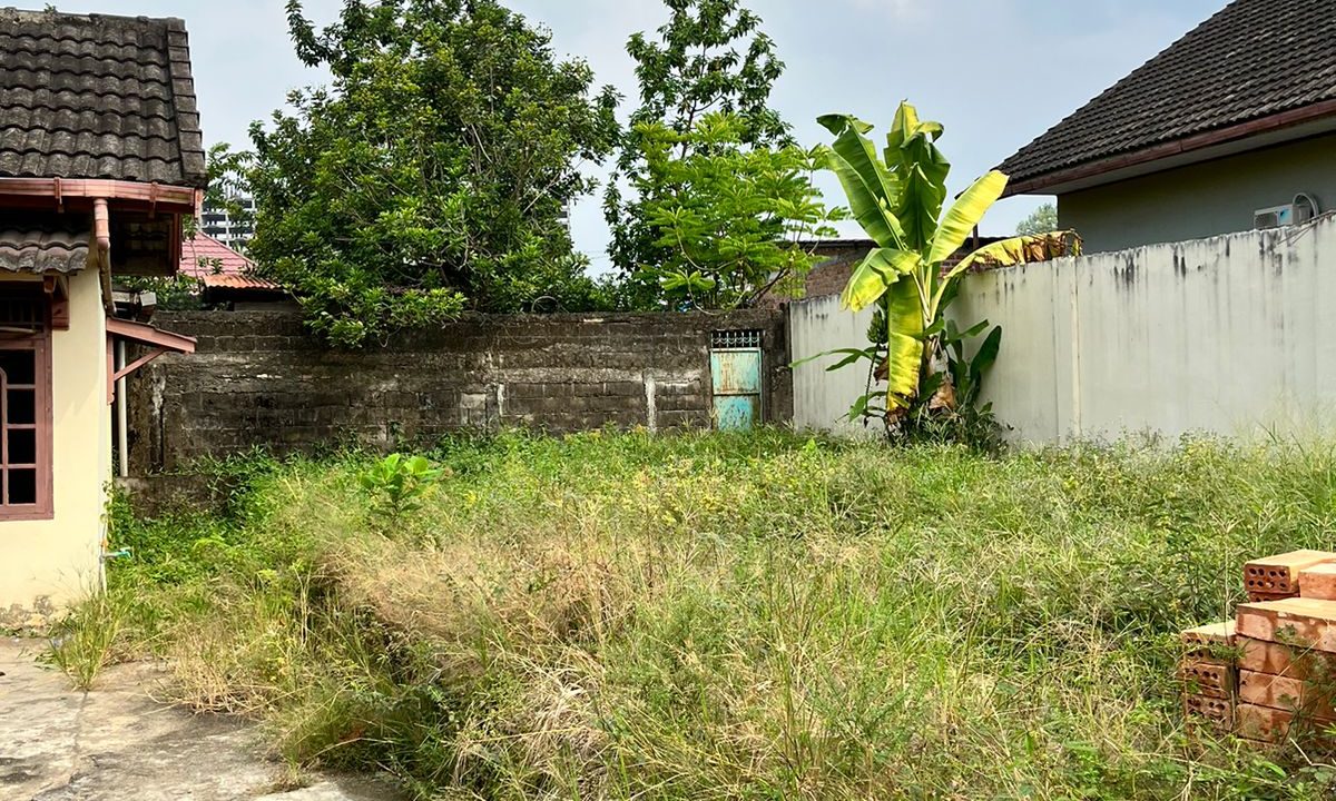 DIJUAL RUMAH BELAKANG SPBU CELENTANG PALEMBANG (4)
