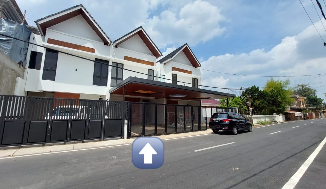 DIJUAL TOWNHOUSE TAMAN KENTEN PALEMBANG (1)