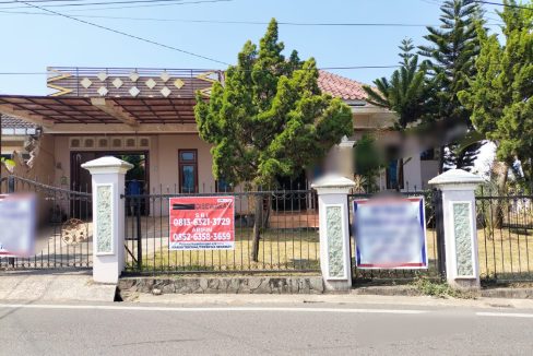 DISEWKAKAN RUMAH DEMANG LEBAR DAUN PALEMBANG (1)