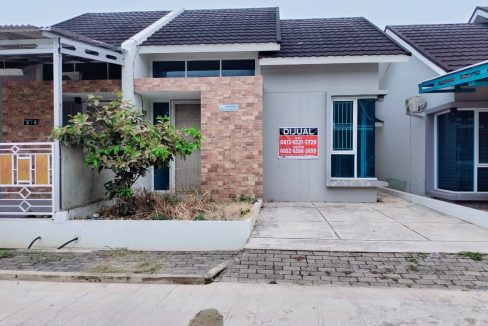 DIJUAL RUMAH KOMPLEK CENTER PARK (1)