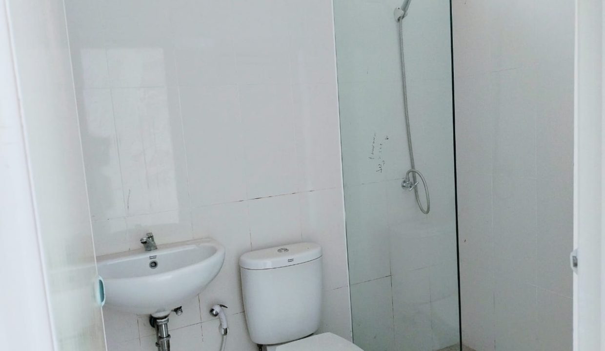 DIJUAL RUMAH KOMPLEK CENTER PARK (54)