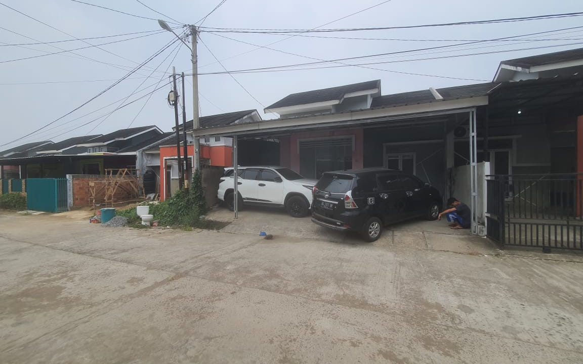 DIJUAL RUMAH KOMPLEK VICTORIA PARK PALEMBANG (0,6)