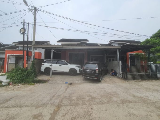 DIJUAL RUMAH KOMPLEK VICTORIA PARK PALEMBANG (0,6)