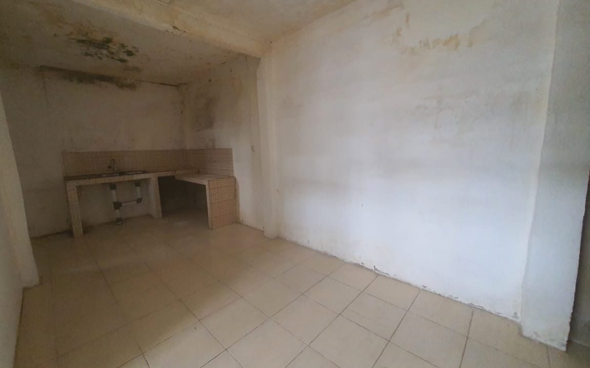 DIJUAL RUMAH KOMPLEK VICTORIA PARK PALEMBANG (8)