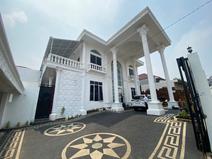 DIJUAL RUMAH MEWAH PAKJO JALAN IRIGASI PALEMBANG (0,5)