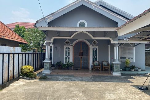 DIJUAL RUMAH PLAJU JALAN DI PANJAITAN PALEMBANG (0,5)
