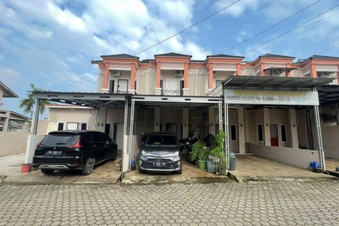 DISEWAKAN TOWNHOUSE KENTEN RESORT (1)