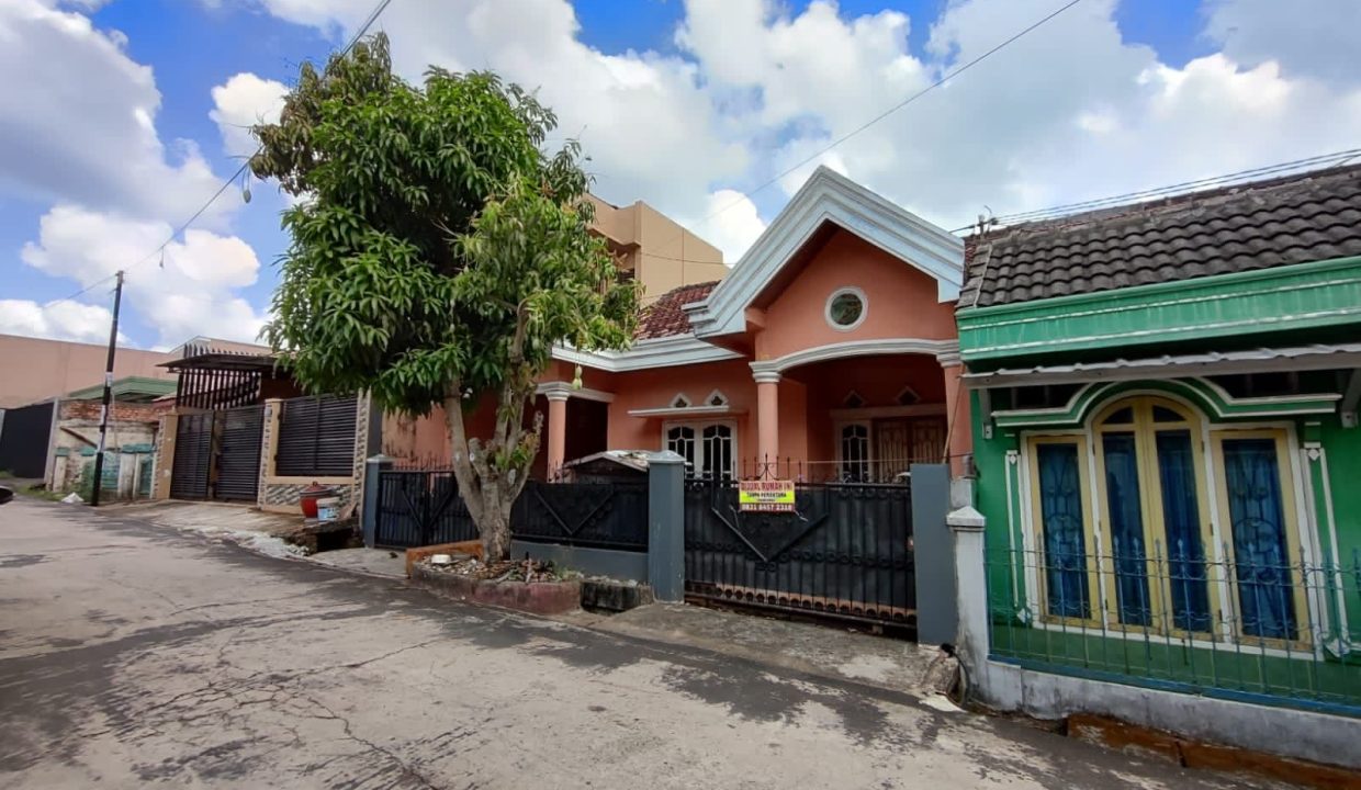 DIJUAL RUMAH JALAN TULIP PALEMBANG (1)