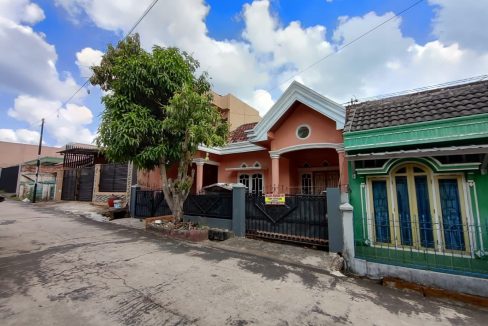 DIJUAL RUMAH JALAN TULIP PALEMBANG (1)