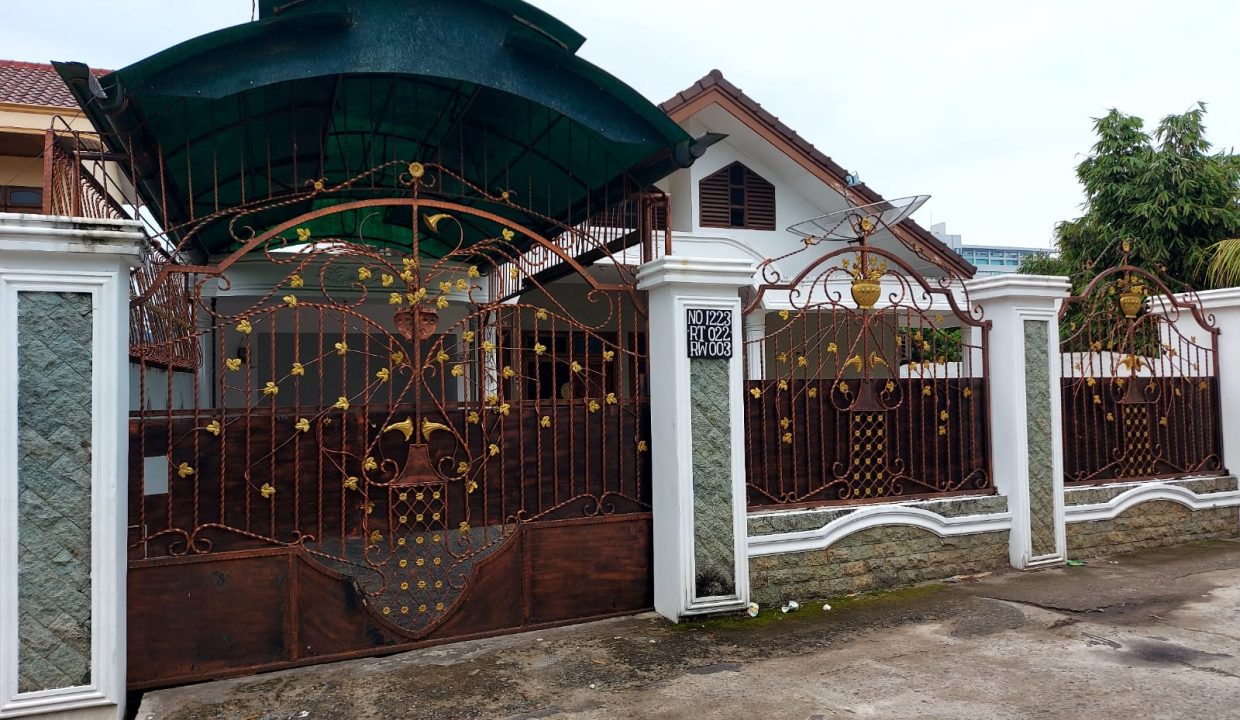 DIJUAL RUMAH SUKABANGUN (0,5)