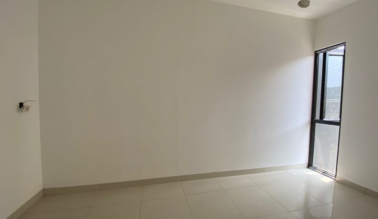 DIJUAL TOWNHOUSE DEMPO PALEMBANG (1,8)
