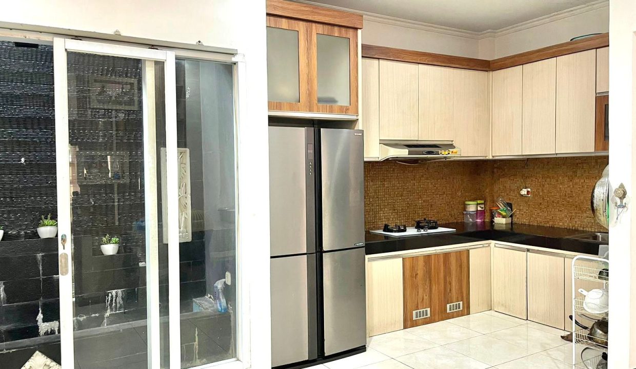 DIJUAL RUMAH FULL FURNISH JALAN WAY HITAM PALEMBANG (5)
