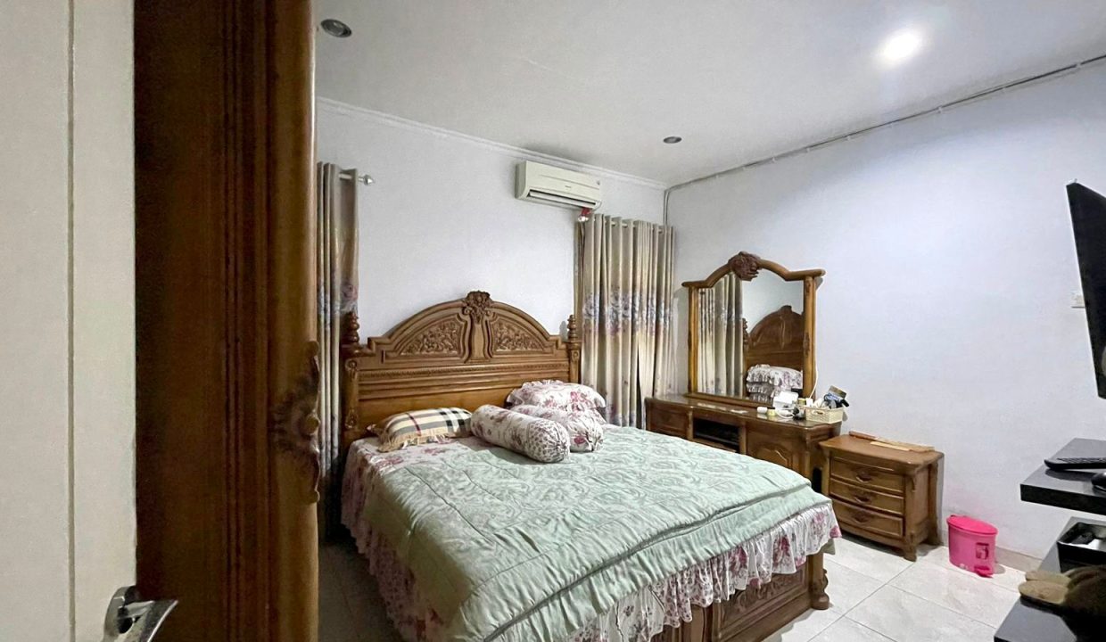DIJUAL RUMAH FULL FURNISH JALAN WAY HITAM PALEMBANG (7)