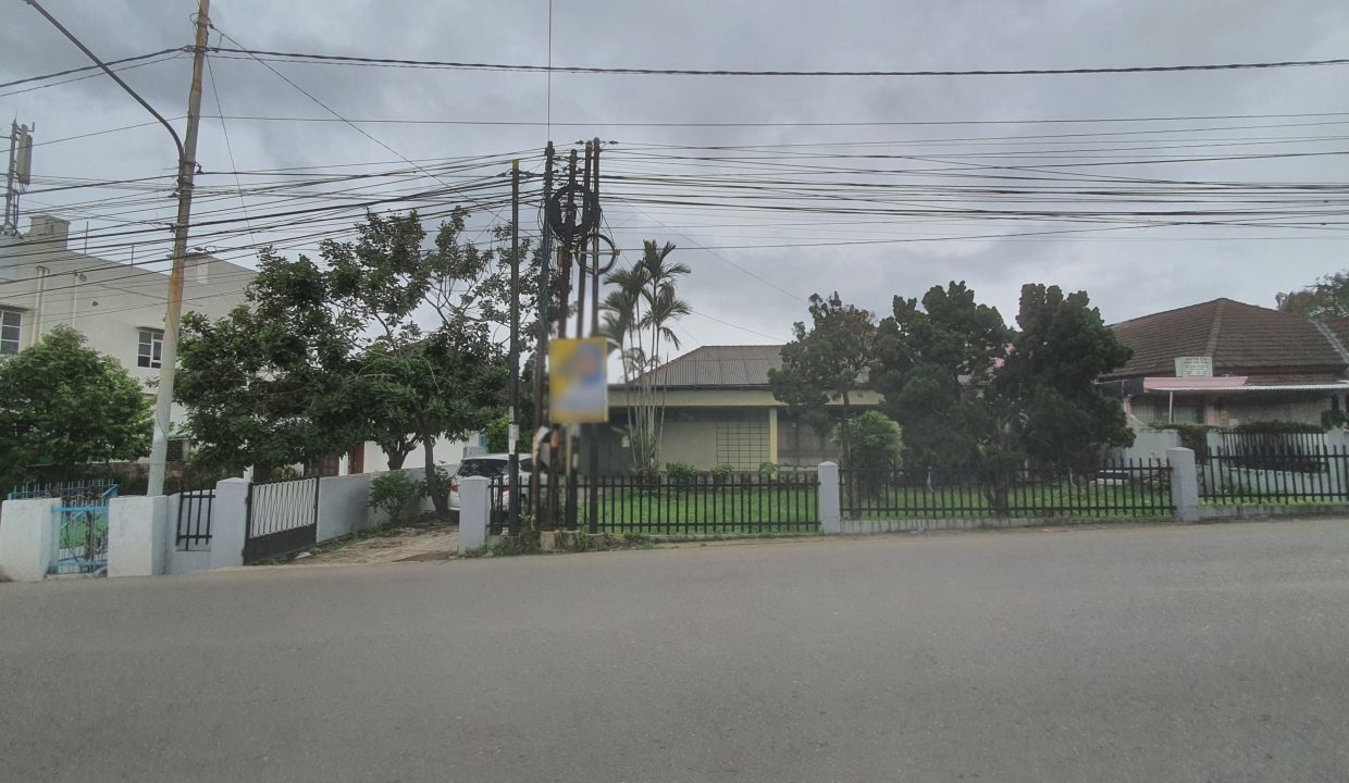 DIJUAL RUMAH JALAN INSPEKTUR MARZUKI PALEMBANG (1)