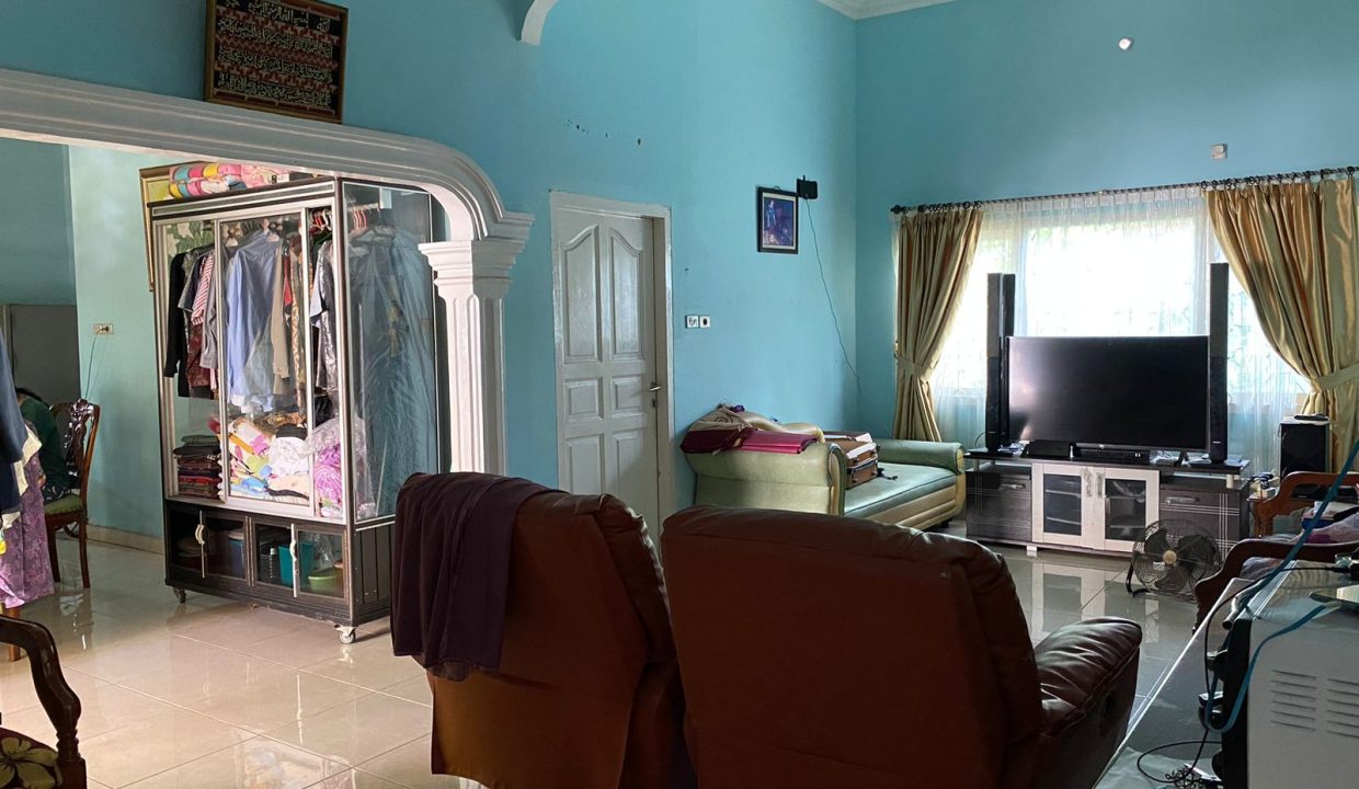 DIJUAL RUMAH JALAN SWADAYA BASUKI RAHMAT KEMUNING PALEMBANG (4,1)