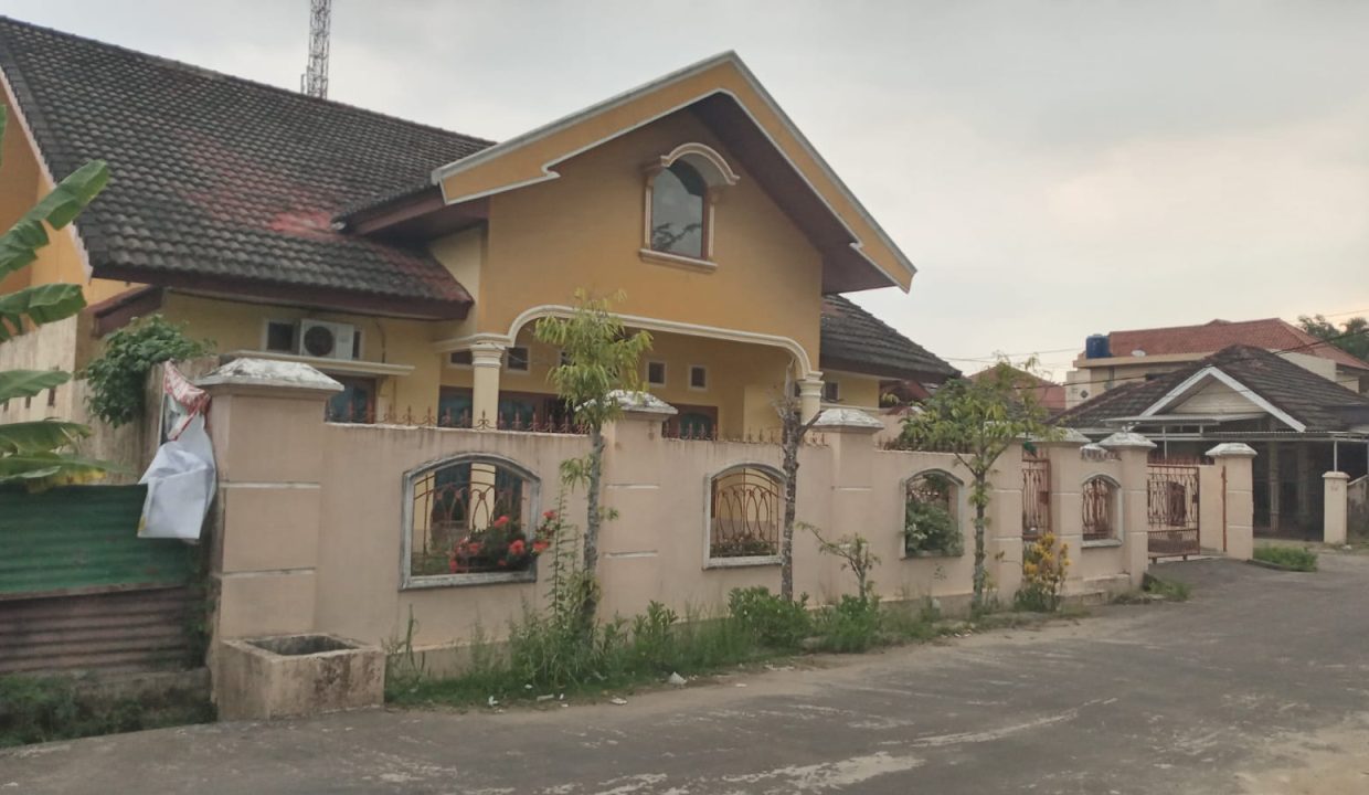 DIJUAL RUMAH KOMPLEK TAMAN OGAN PERMAI JAKABARING PALEMBANG (1)