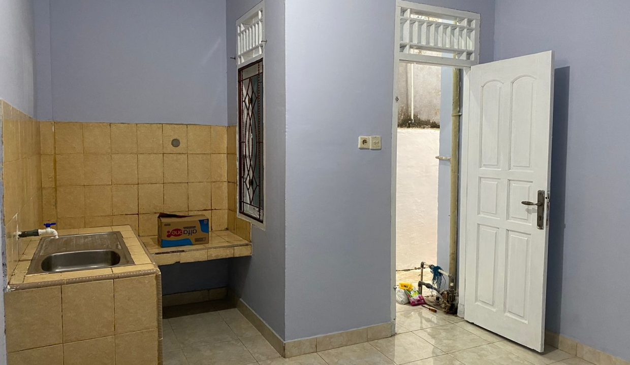 DIJUAL RUMAH LORONG ZURIYAH KEMUNING PALEMBANG (13)