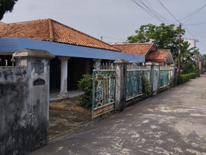 DIJUAL RUMAH TANAH LUAS JALAN RW MONGONSIDI KALIDONI PALEMBANG