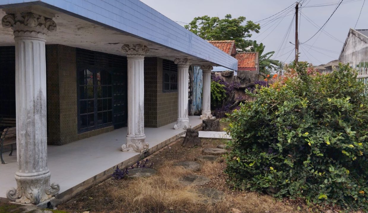 DIJUAL RUMAH PLUS TANAH JALAN RW MONGONSIDI PALEMBANG (2)