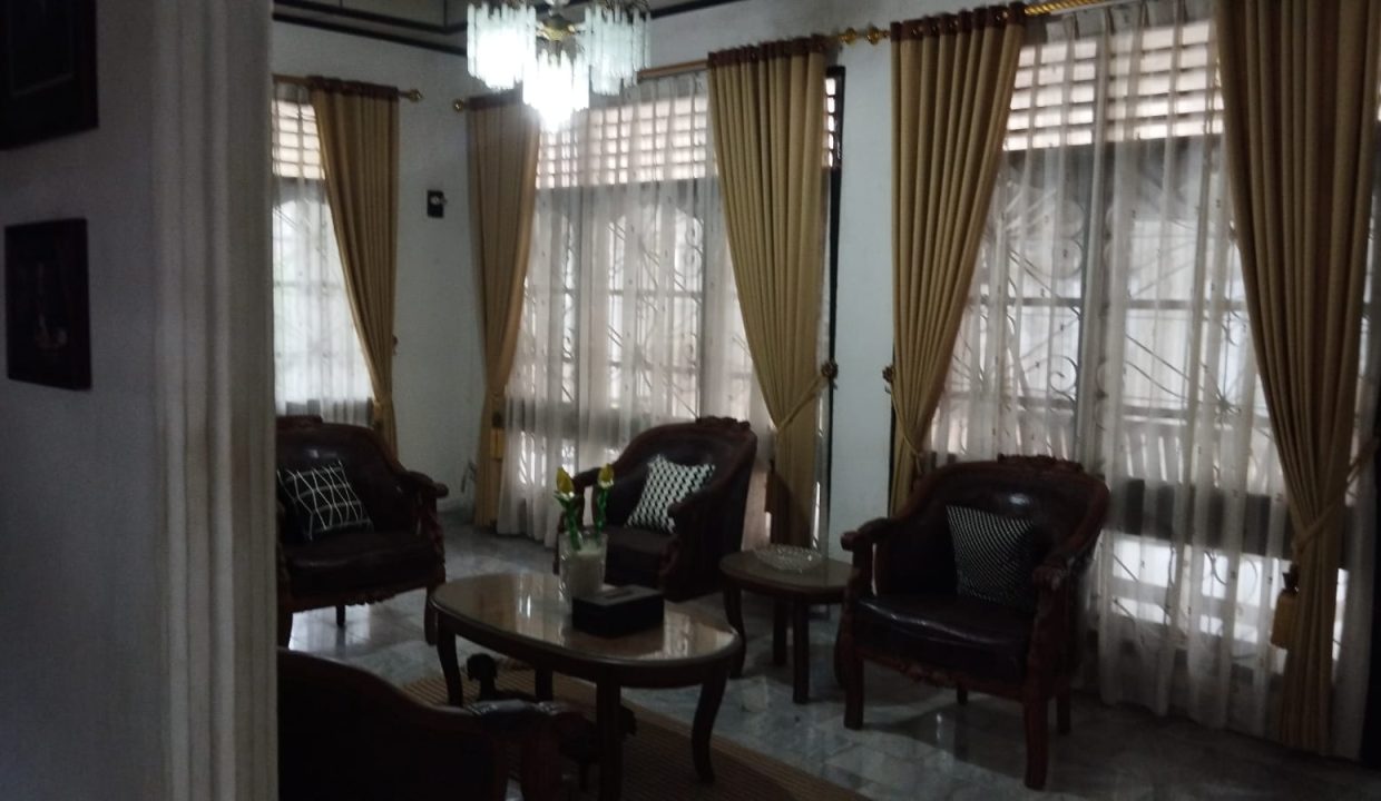 DIJUAL RUMAH PLUS TANAH JALAN RW MONGONSIDI PALEMBANG (8)