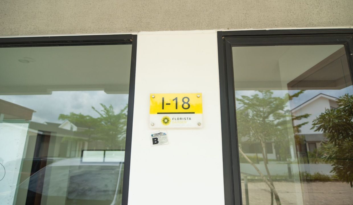 DIJUAL RUMAH FLORISTA GARDEN KM 7 PALEMBANG (13)