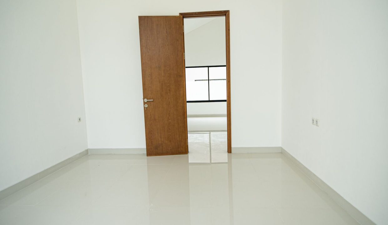DIJUAL RUMAH FLORISTA GARDEN KM 7 PALEMBANG (6)