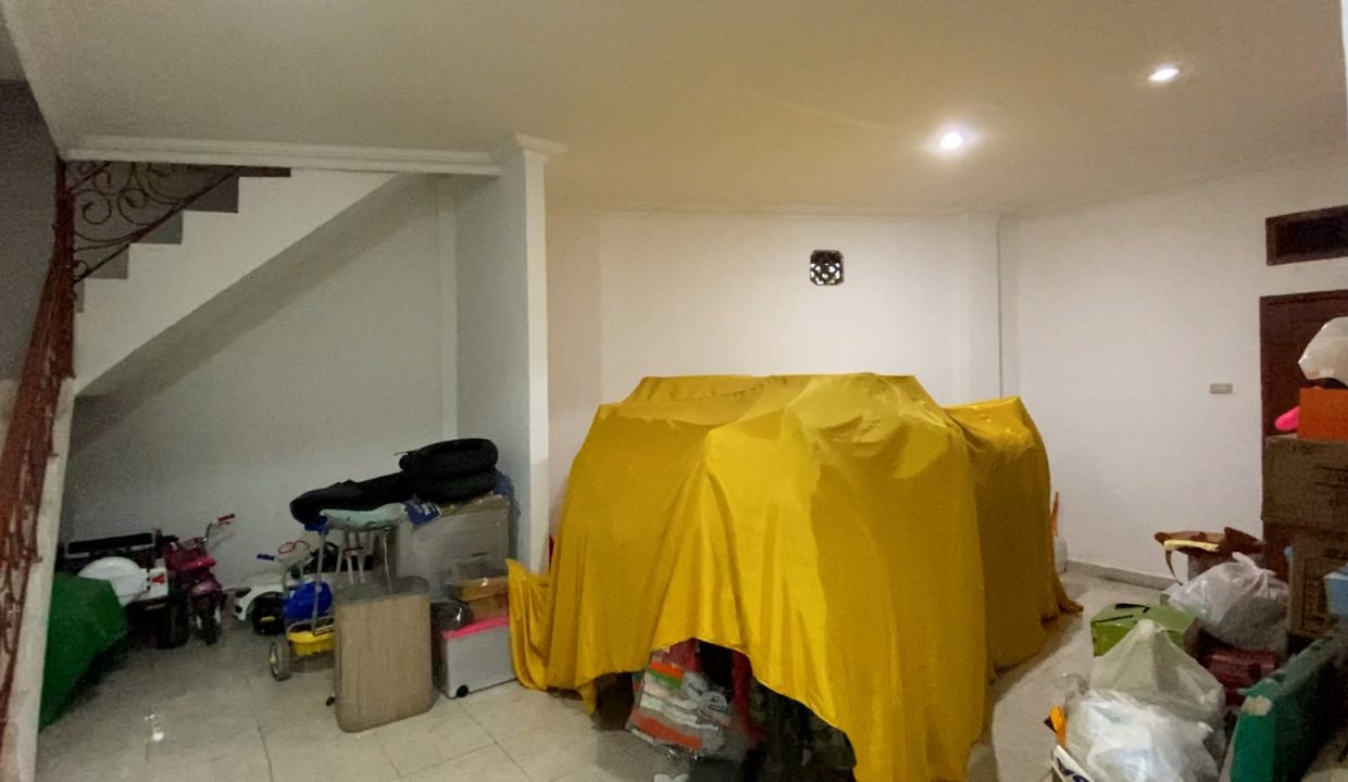 DIJUAL RUMAH HADAP TIMUR AREA BUKIT HARGA DIBAWAH PASAR (24)