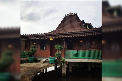 DIJUAL RUMAH JOGLO ARISTEKTUR JAWA JOGJA JALAN MANDI API (1)