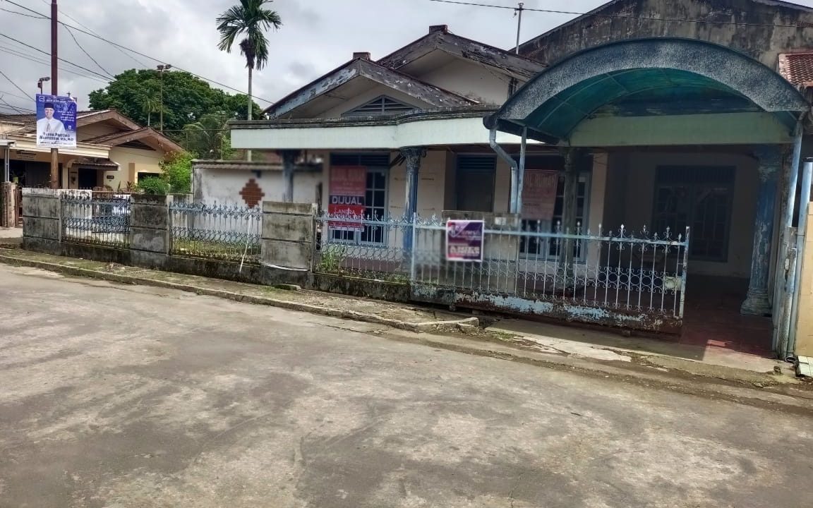 DIJUAL RUMAH KOMPLEK POLYGON PALEMBANG (0,5)