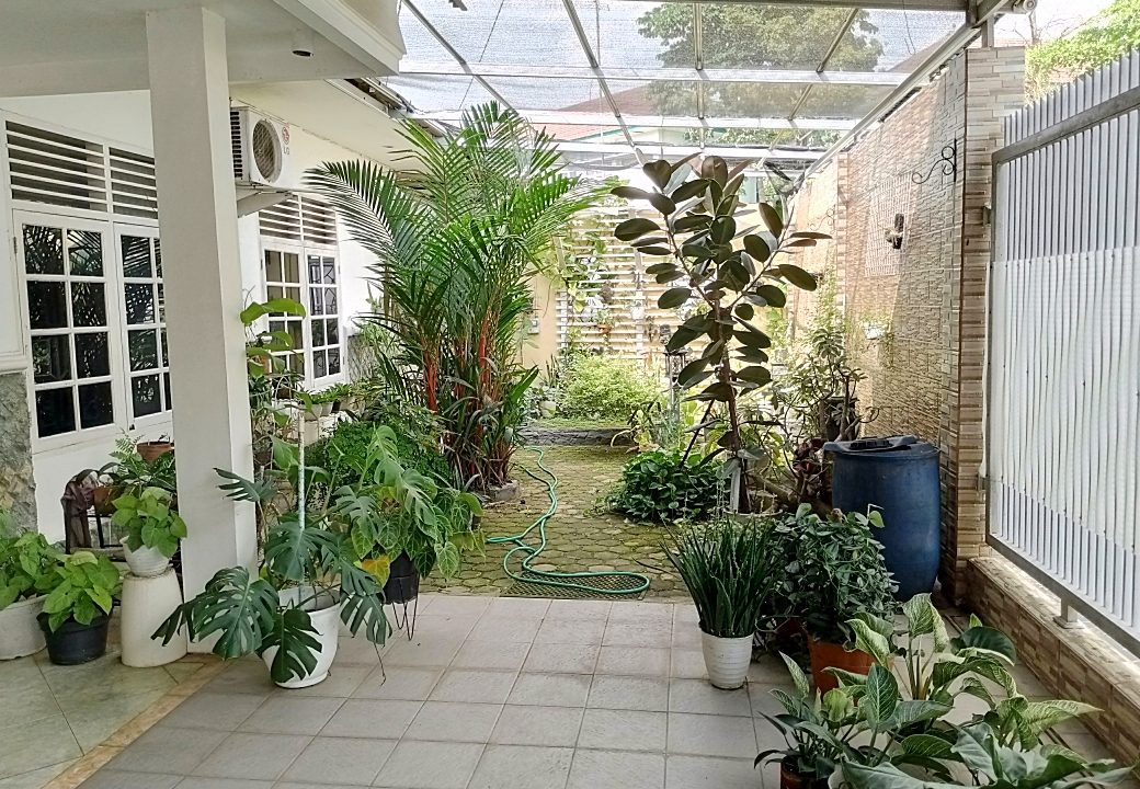 DIJUAL RUMAH SIMPANG 5 PIPAREJA PALEMBANG (1,6)