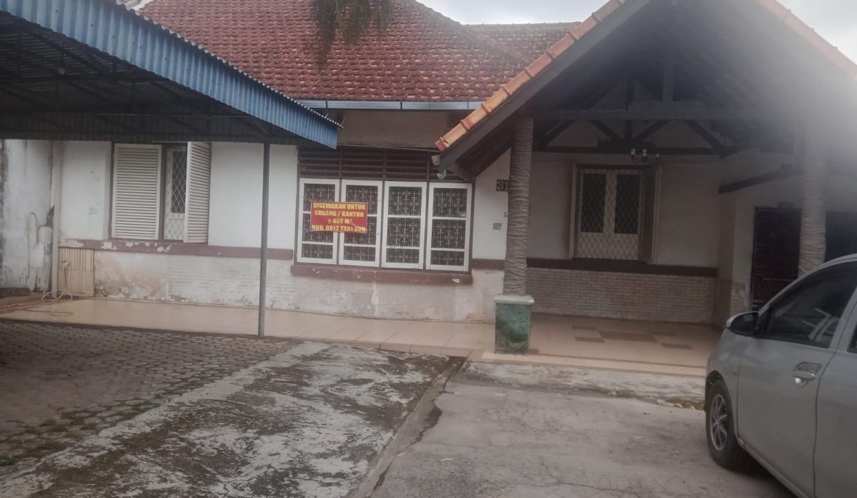 DIJUAL RUMAH TENGAH KOTA JALAN RATNA PALEMBANG (2)