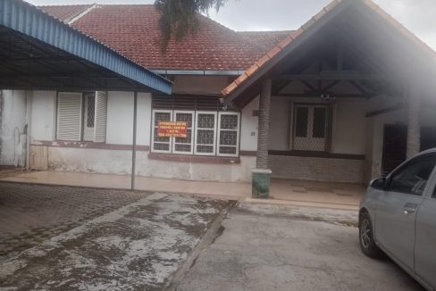 DIJUAL RUMAH TENGAH KOTA JALAN RATNA PALEMBANG (1)