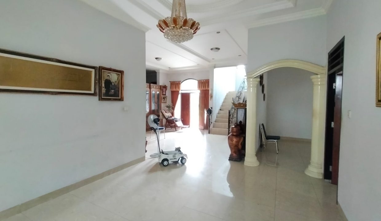 DIJUAL RUMAH JALAN BETAWI RAYA