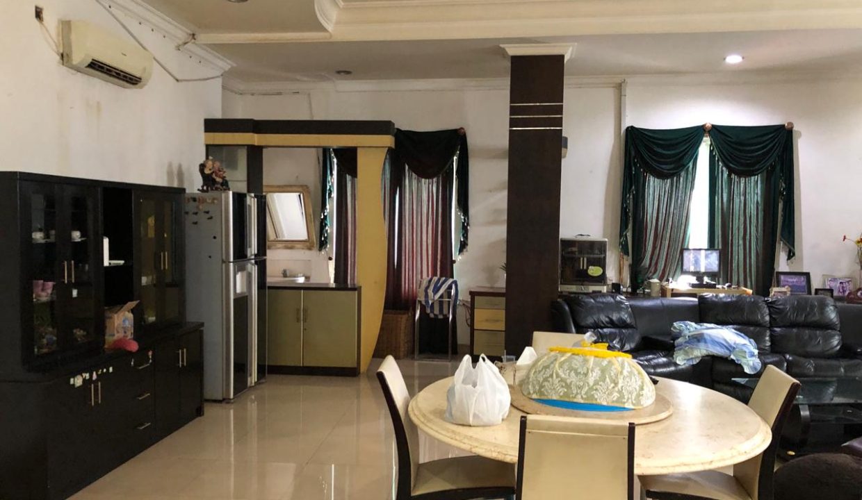 DIJUAL RUKO PLONG JALAN KOLONEL ATMO PALEMBANG (6,1)