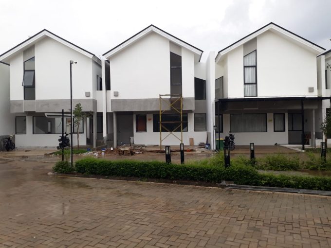 DIJUAL RUMAH BARU KOMPLEK TIONGHOA FLORISTA GARDEN PALEMBANG (0,8)