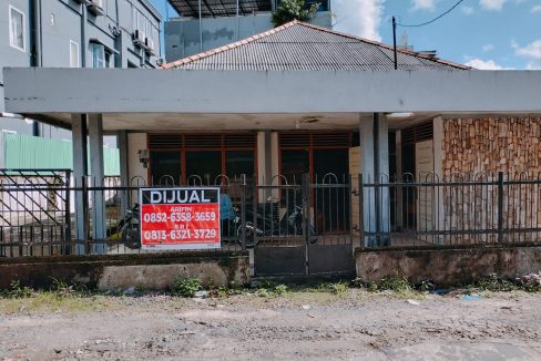 DIJUAL RUMAH BELAKANG KODAM 2 SRIWIJAYA JALAN JENDRAL SUDIRMAN KM 2,5 PALEMBANG (0,7)