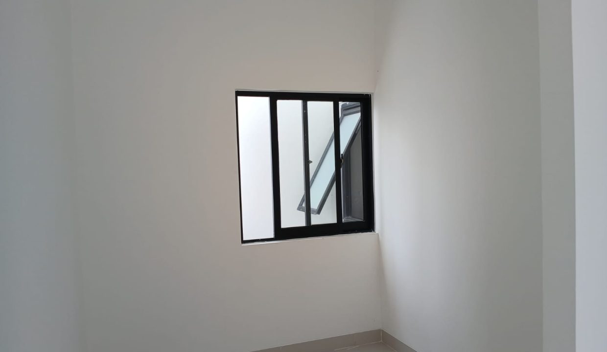 DIJUAL RUMAH FLORISTA GARDEN PALEMBANG (10)
