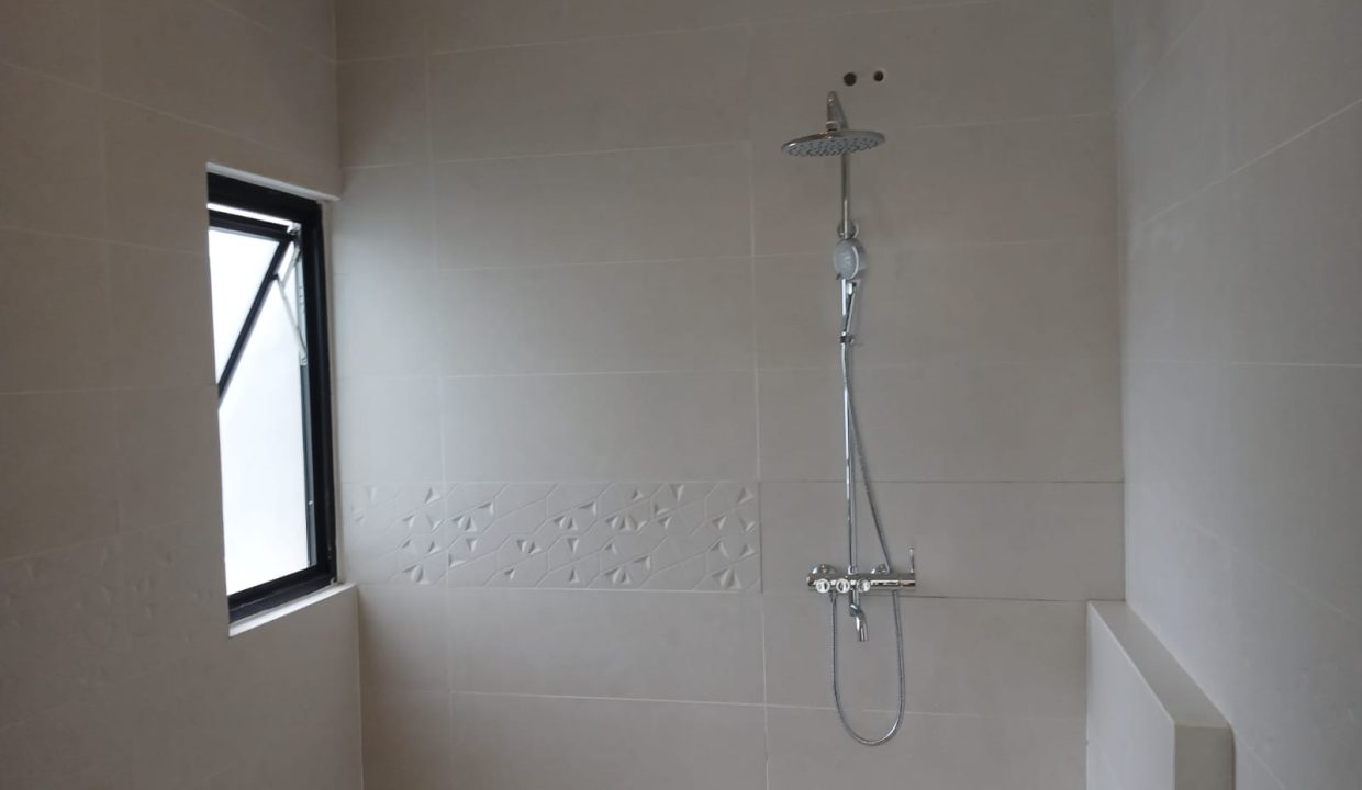 DIJUAL RUMAH FLORISTA GARDEN PALEMBANG (8)