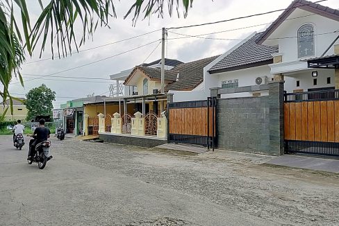 DIJUAL RUMAH FULL FURNISH KOMPLEK DPRD SAKO PALEMBANG (0,0)