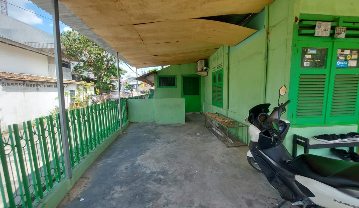 DIJUAL RUMAH JALAN KENANGA BELAKANG KODAM II SRIWIJAYA PALEMBANG (4,,2)