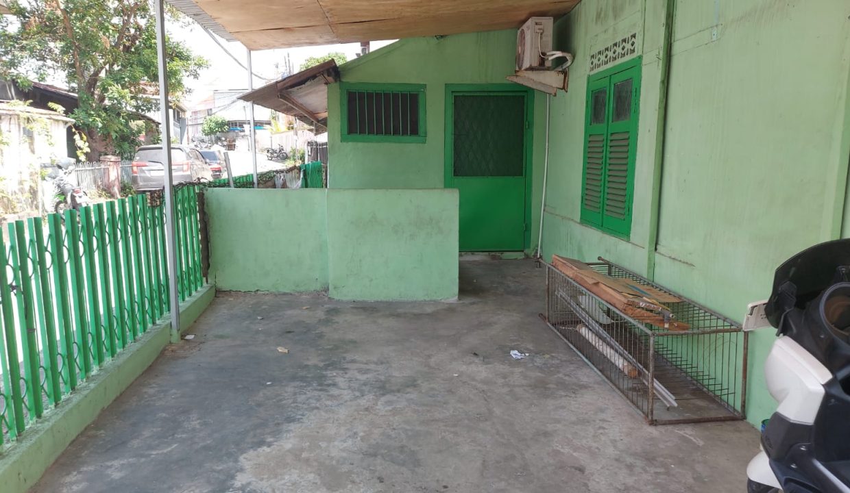 DIJUAL RUMAH JALAN KENANGA BELAKANG KODAM II SRIWIJAYA PALEMBANG (4,51)