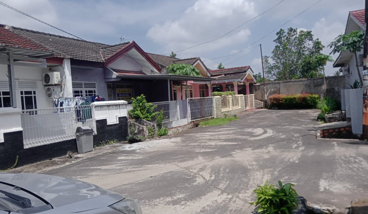 DIJUAL RUMAH KOMPLEK BUKIT SEJAHTERA POLIGON PALEMBANG (1,8)