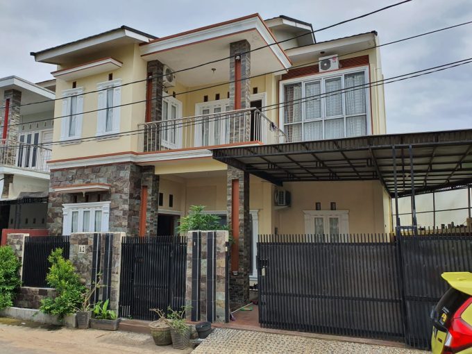 DIJUAL RUMAH KOMPLEK KENCANA HATI 8 DEMANG LEBAR DAUN PALEMBANG (1)
