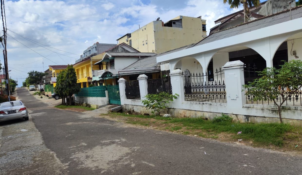 DIJUAL RUMAH WAY HITAM BELAKANG GRIYA AGUNG PALEMBANG (0,1)