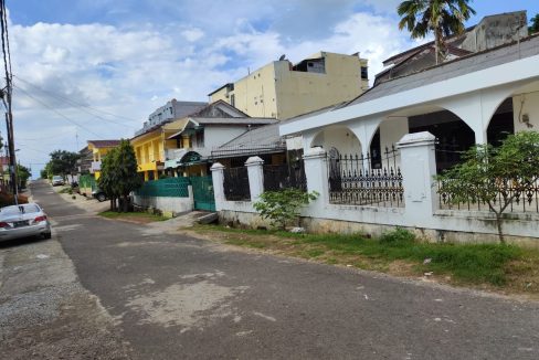 DIJUAL RUMAH WAY HITAM BELAKANG GRIYA AGUNG PALEMBANG (0,1)