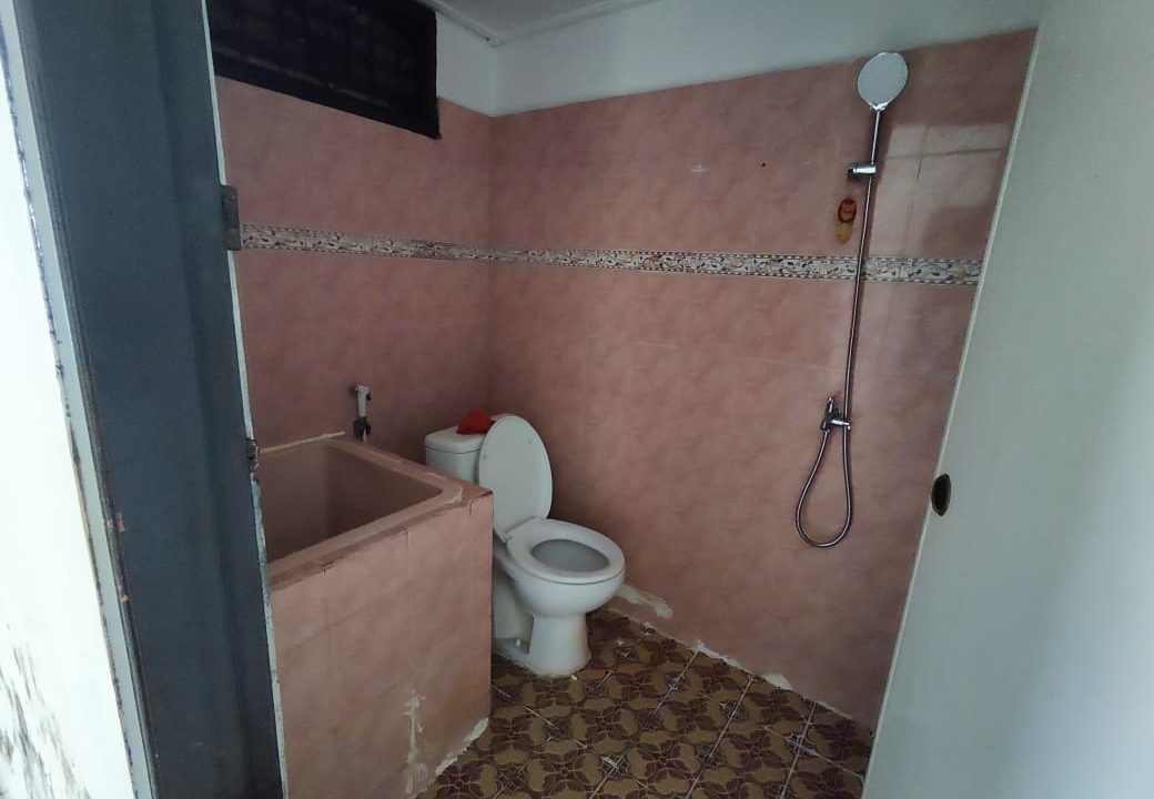 DIJUAL RUMAH WAY HITAM BELAKANG GRIYA AGUNG PALEMBANG (73)