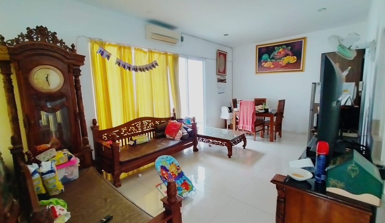 DIJUAL RUMAH CITRA GRAND CITY CLUSTER SOMERSET EAST (3,9)