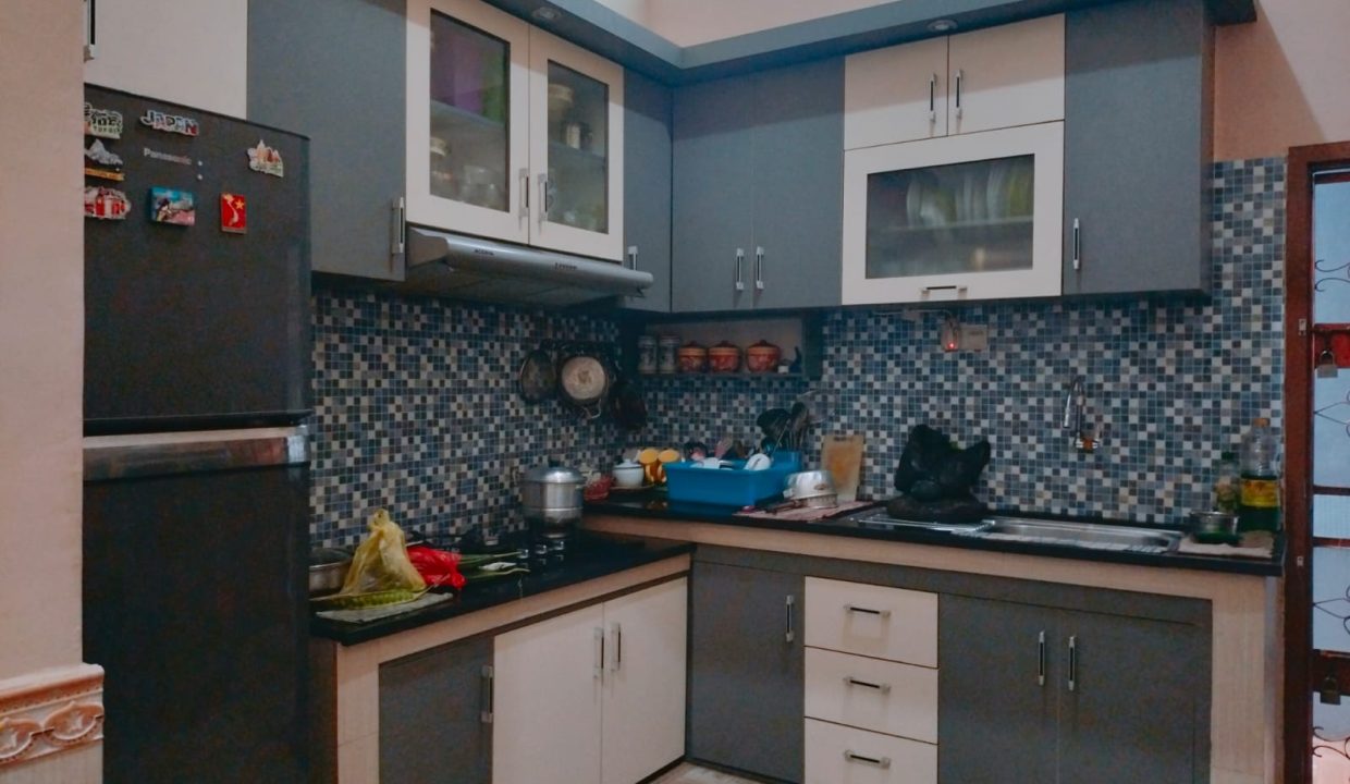 DIJUAL RUMAH FULL FURNISHED DEKAT BASUKI RAHMAT PALEMBANG (10)