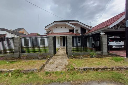 DIJUAL RUMAH KOMPLEK BUKIT SEJAHTERA POLIGON PALEMBANG (1)